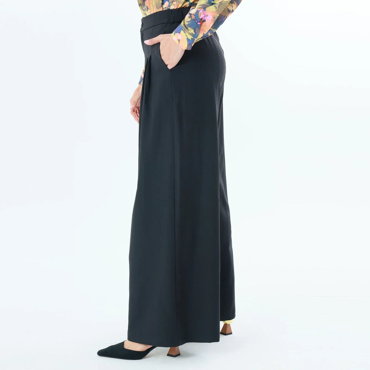 Plain Fashion Pants For Women Image