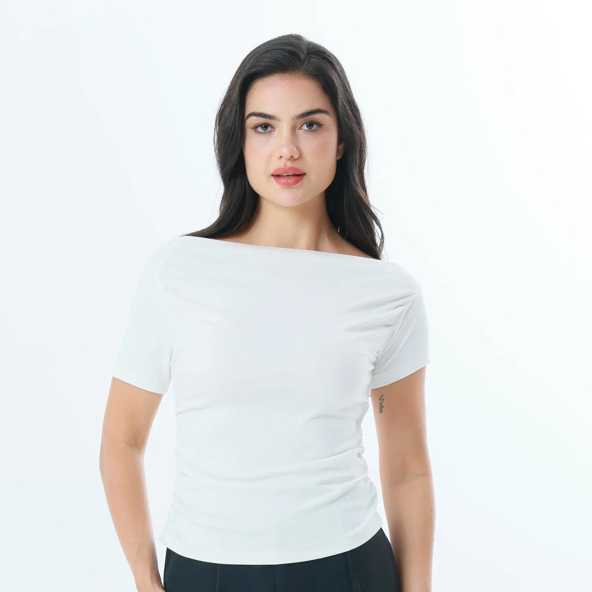 White Plain Fashion T-Shirt For Women Image