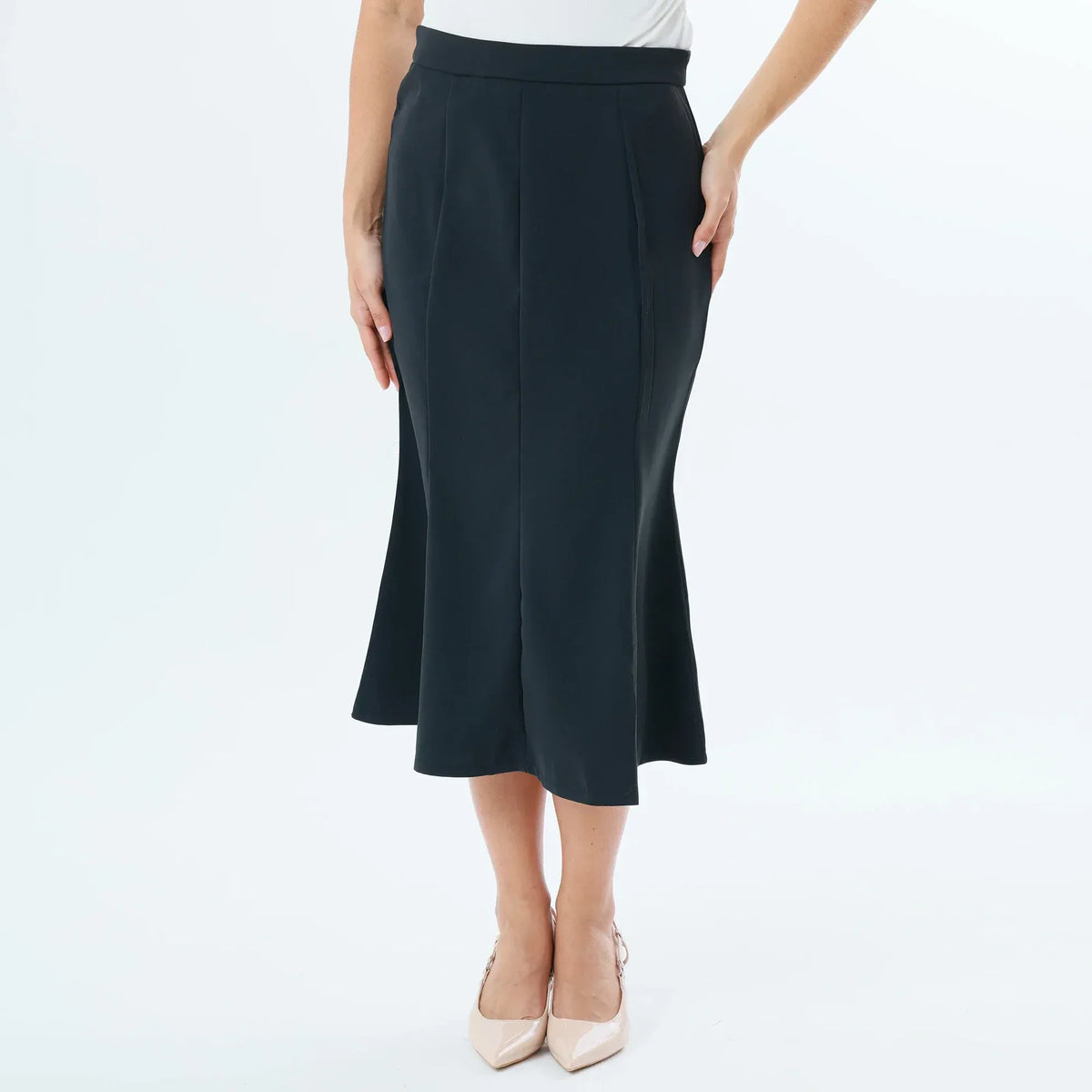 Black Plain Fashion Skirt For Women Image