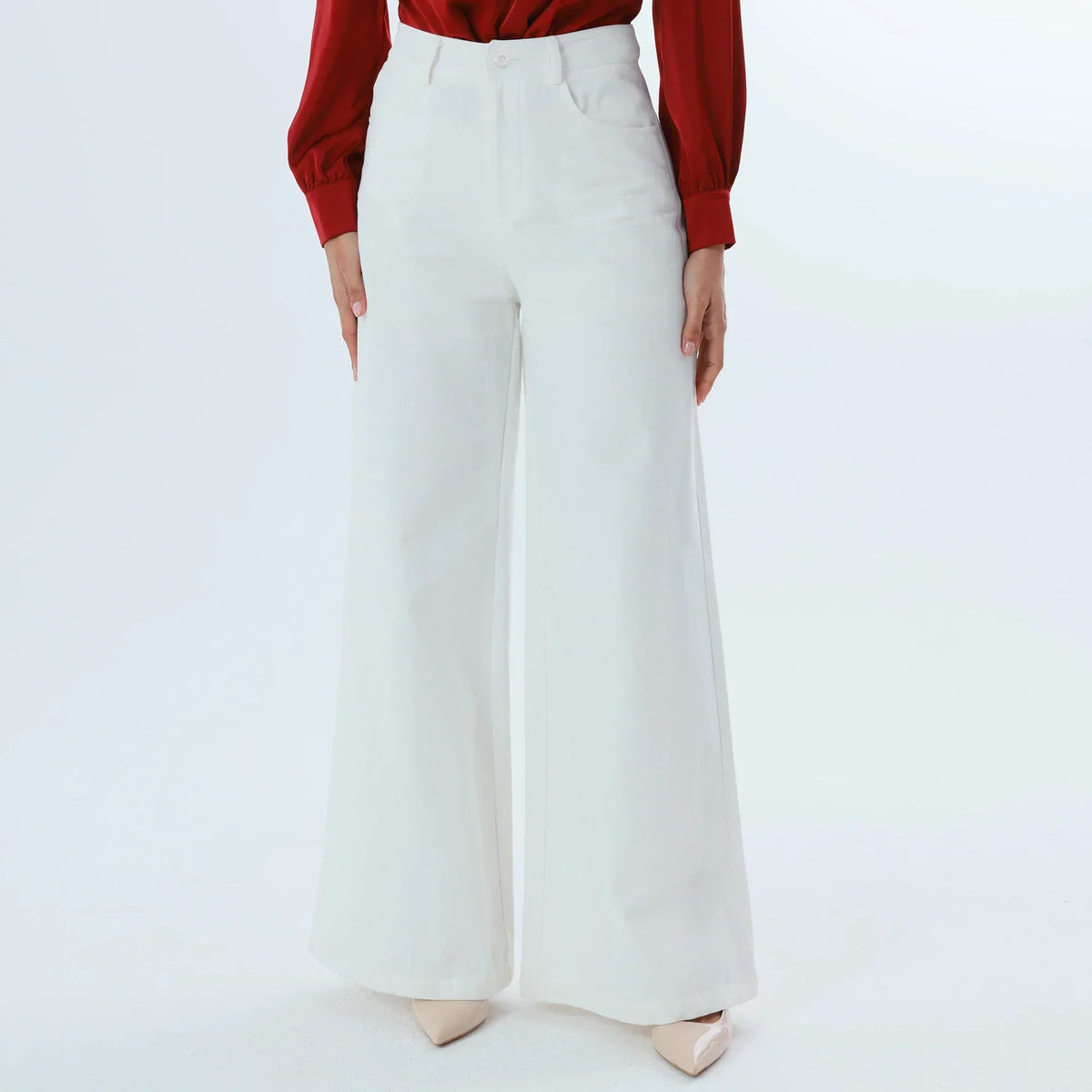 Off White Plain Fashion Pants For Women Image