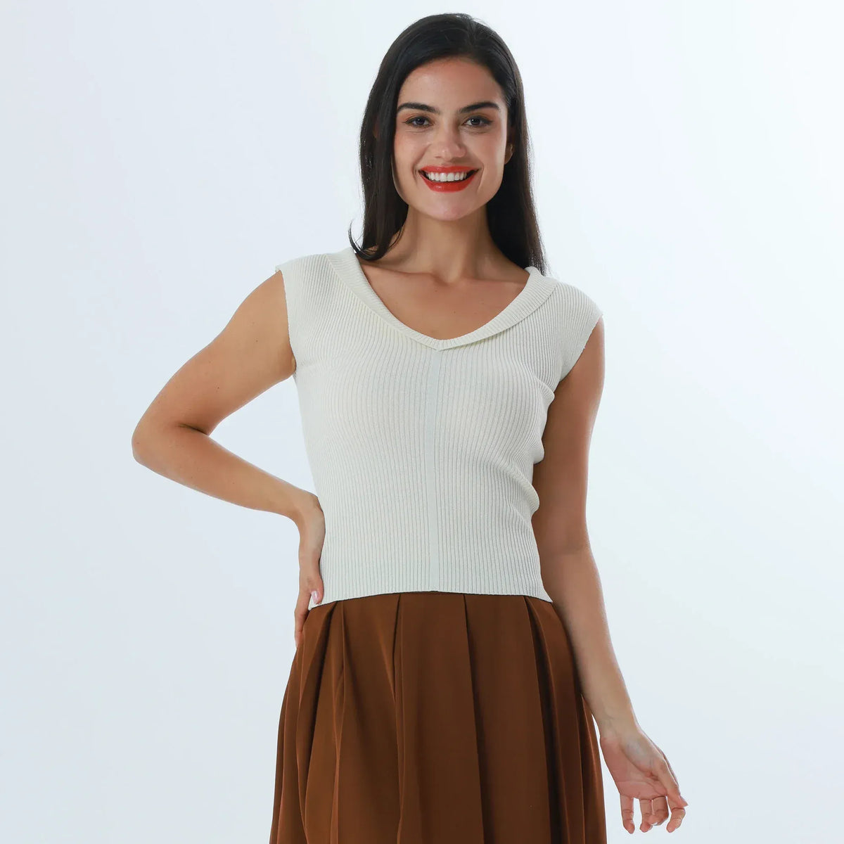 Off White Plain Fashion T-Shirt For Women Image