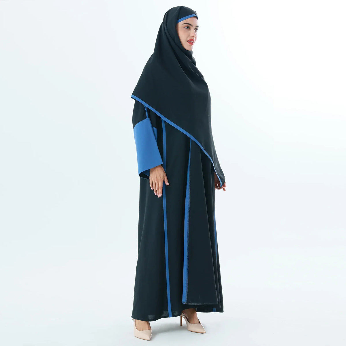 Color-Blocked Arabic Abaya For Women Image