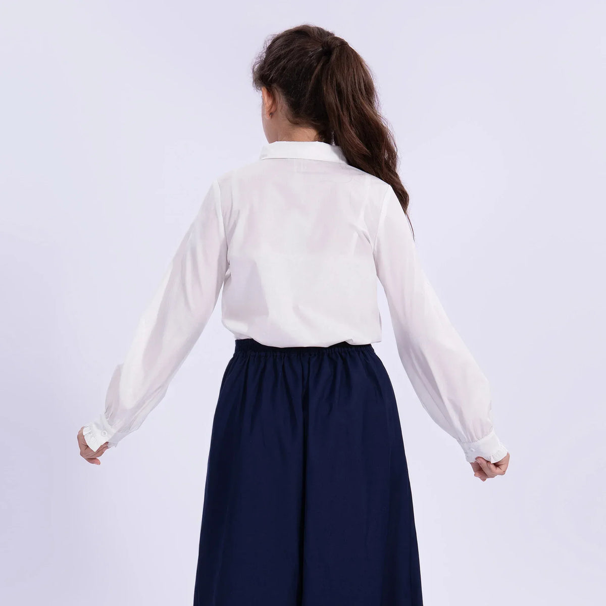 Embroidery Uniform Shirt for Girls Image