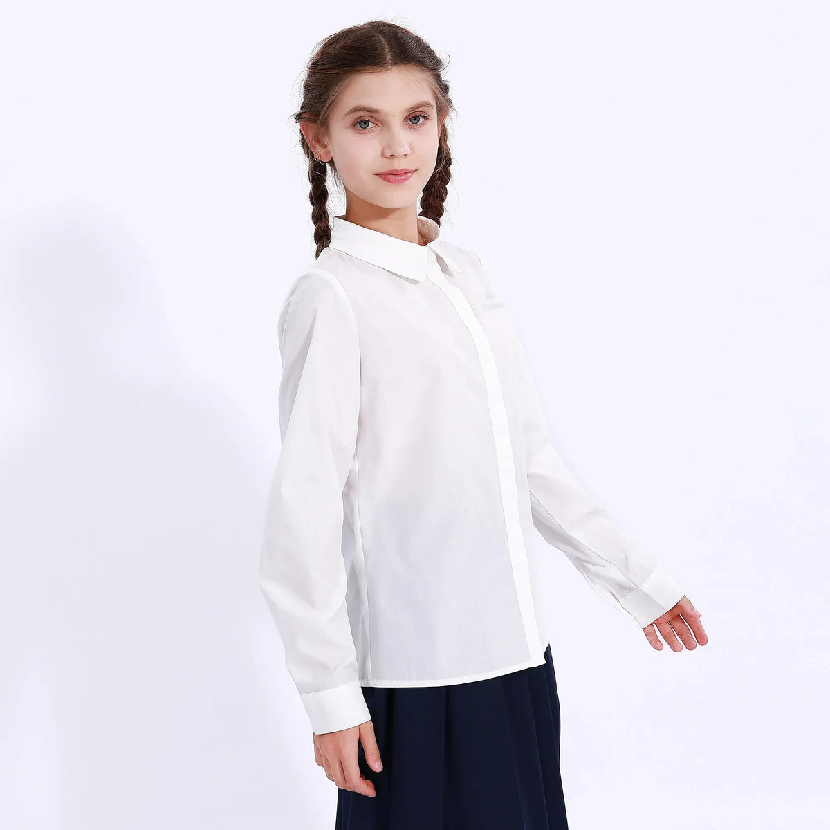 Embroidery Uniform Shirt for Girls Image