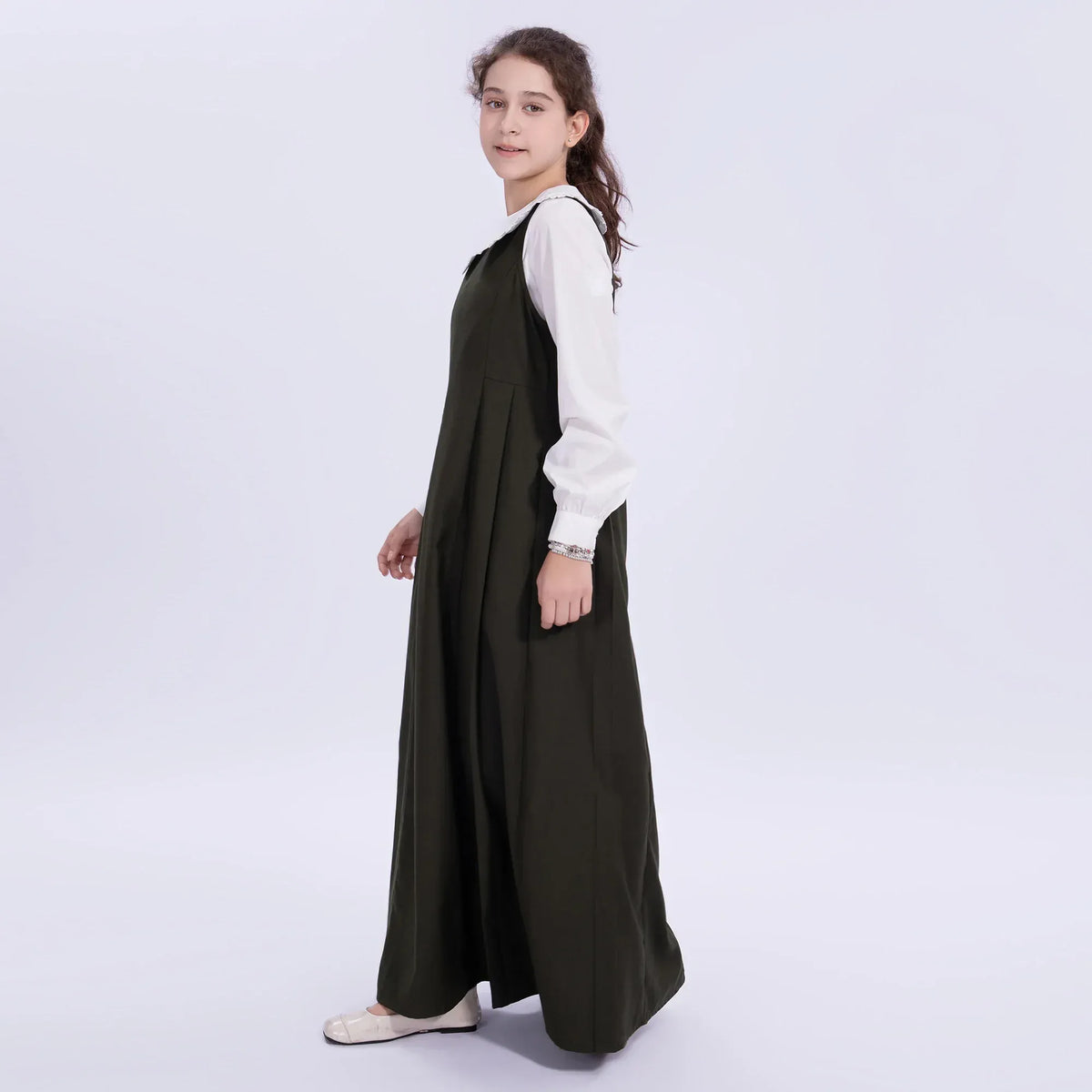 Embroidery Uniform Dress for Girls Image