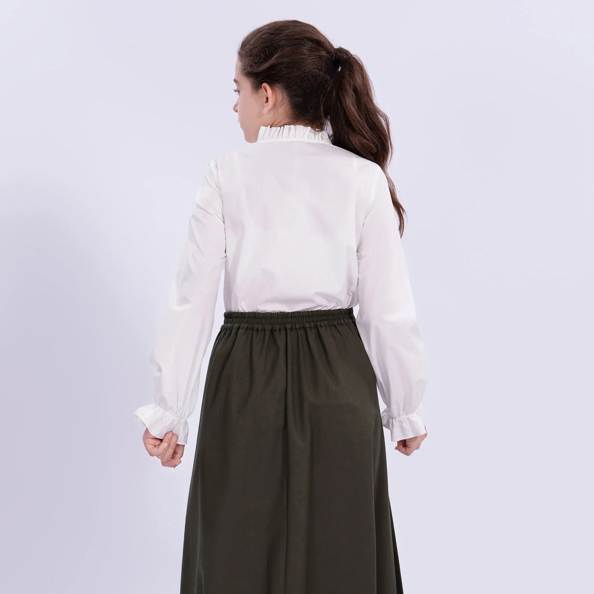 Embroidery Uniform Shirt for Girls Image