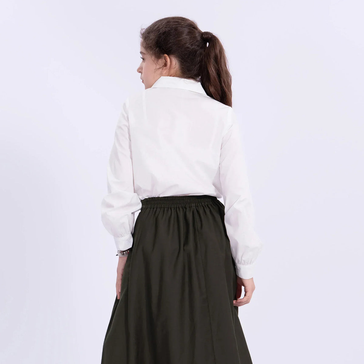 Embroidery Uniform Shirt for Girls Image