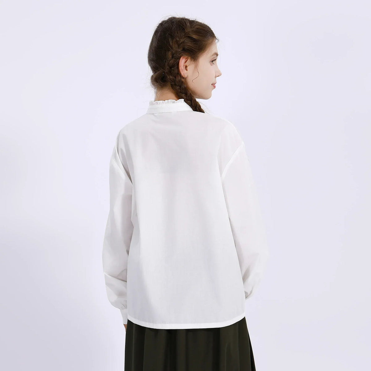 Embroidery Uniform Shirt for Girls Image