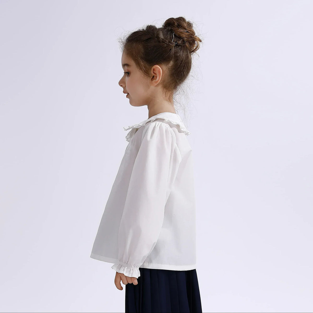 Embroidery Uniform Shirt for Girls Image