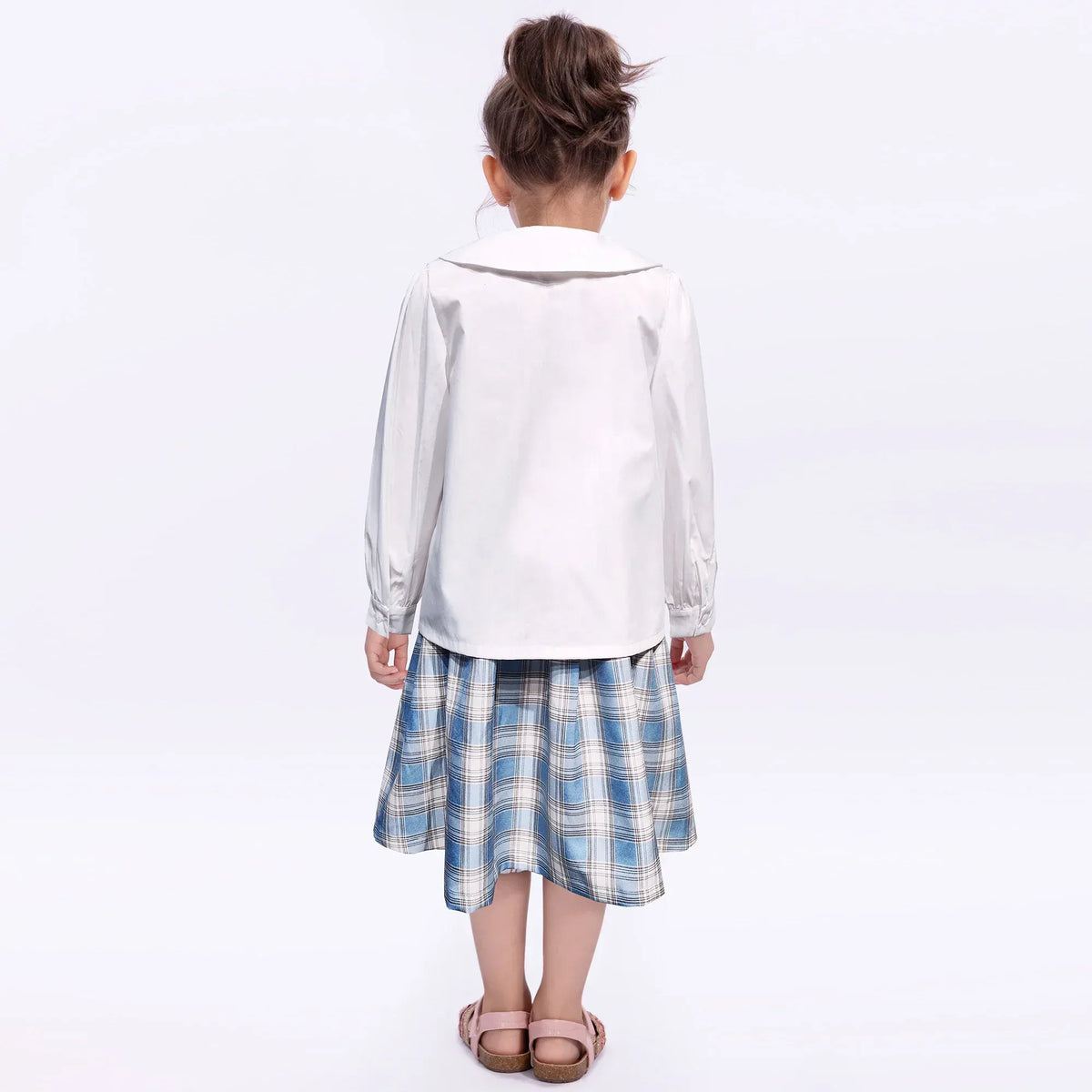 Embroidery Uniform Shirt for Girls Image