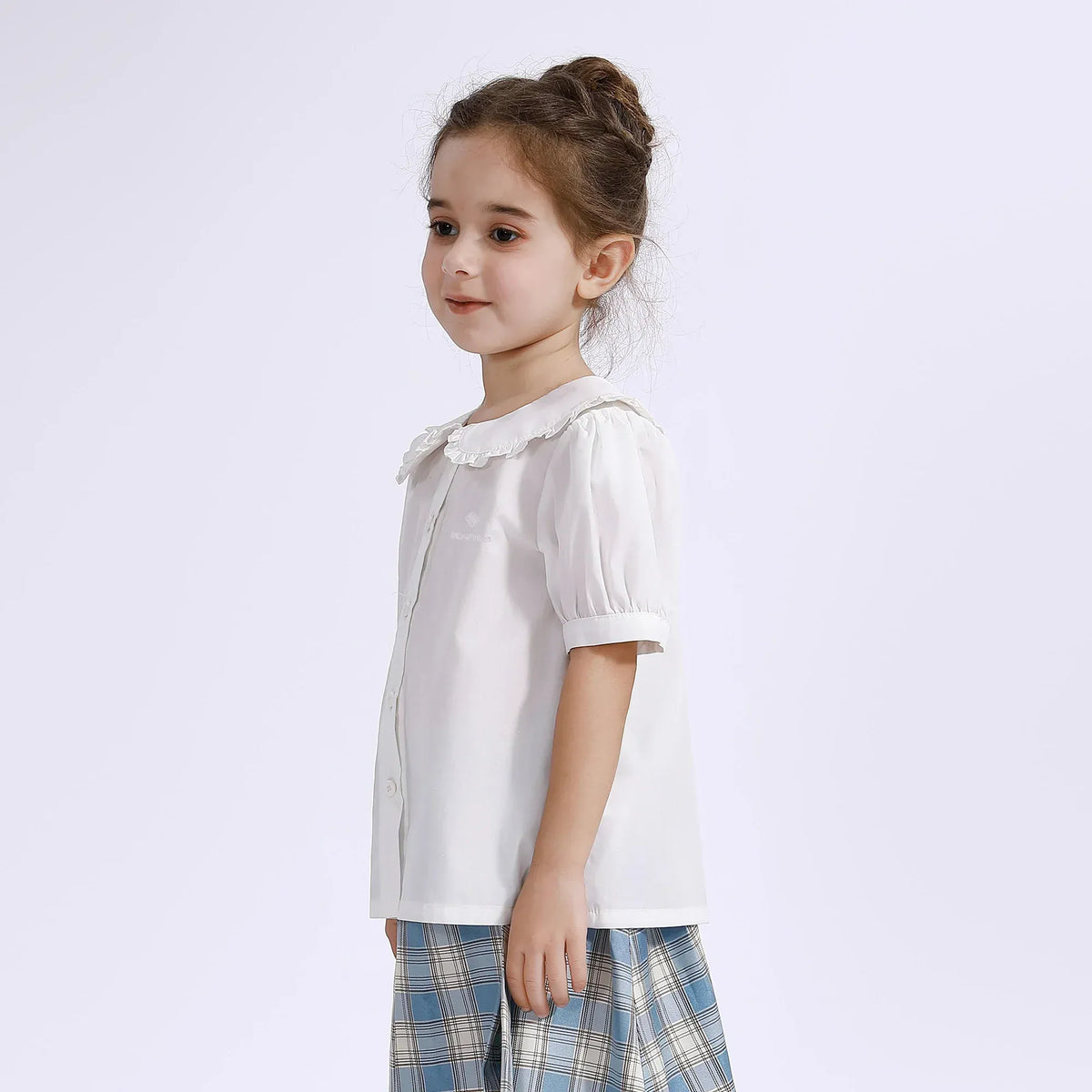 Embroidery Uniform Shirt for Girls Image