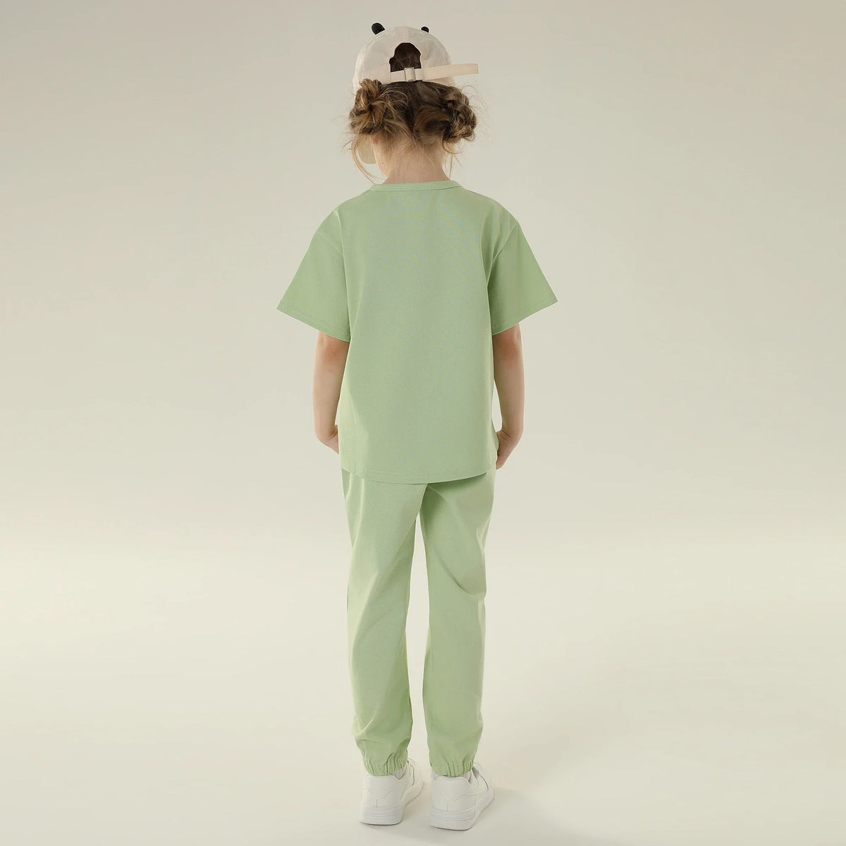 تيشيرت رياضي مزين بطباعة للبنات