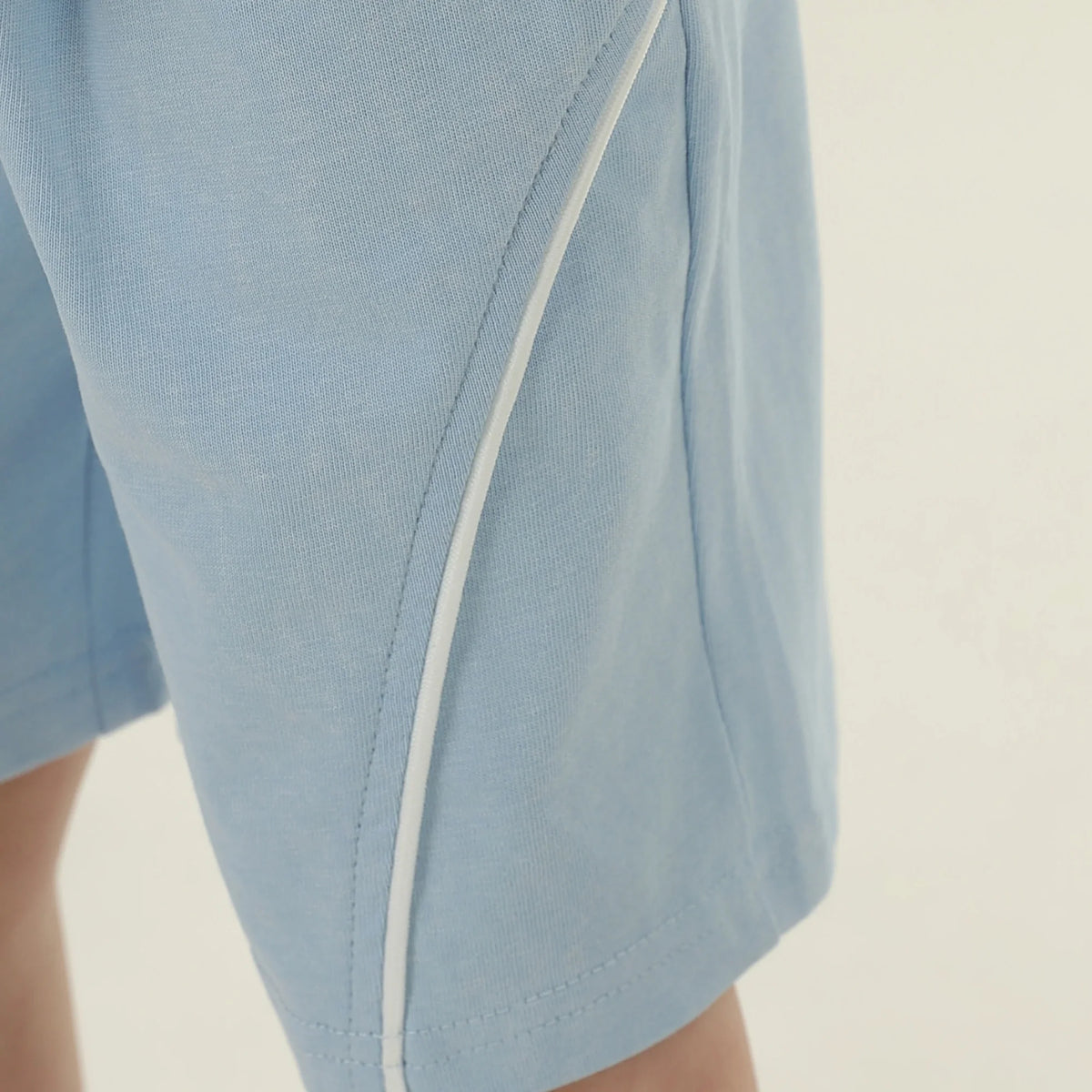 شورت رياضي أساسي للأولاد