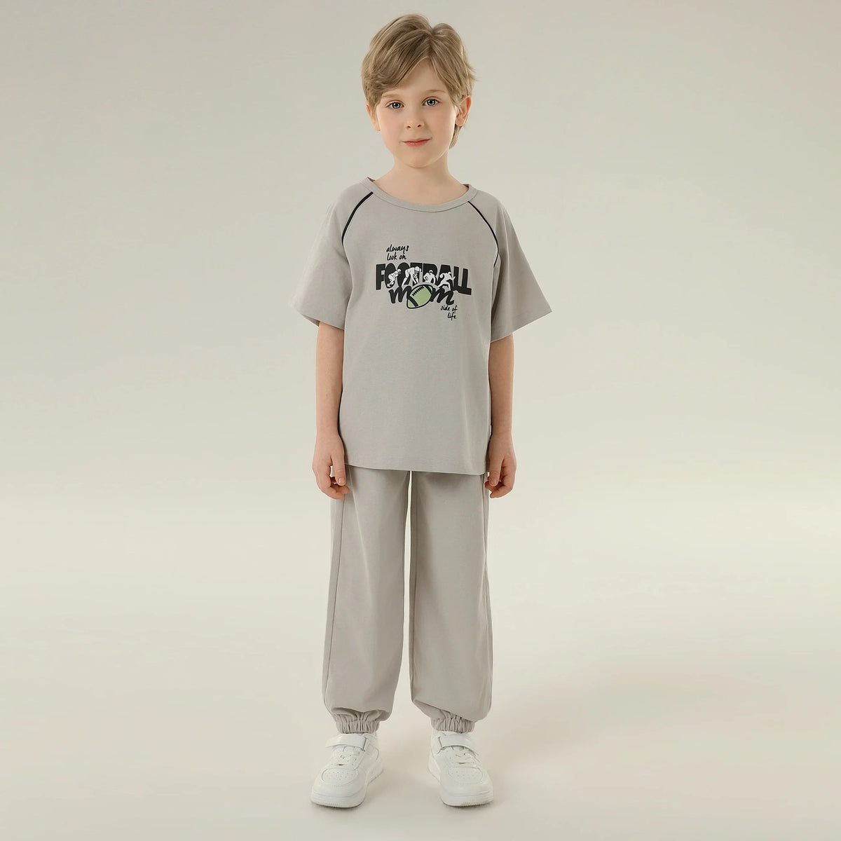 تيشيرت رياضي مطبوع بأكمام راجلان للأولاد