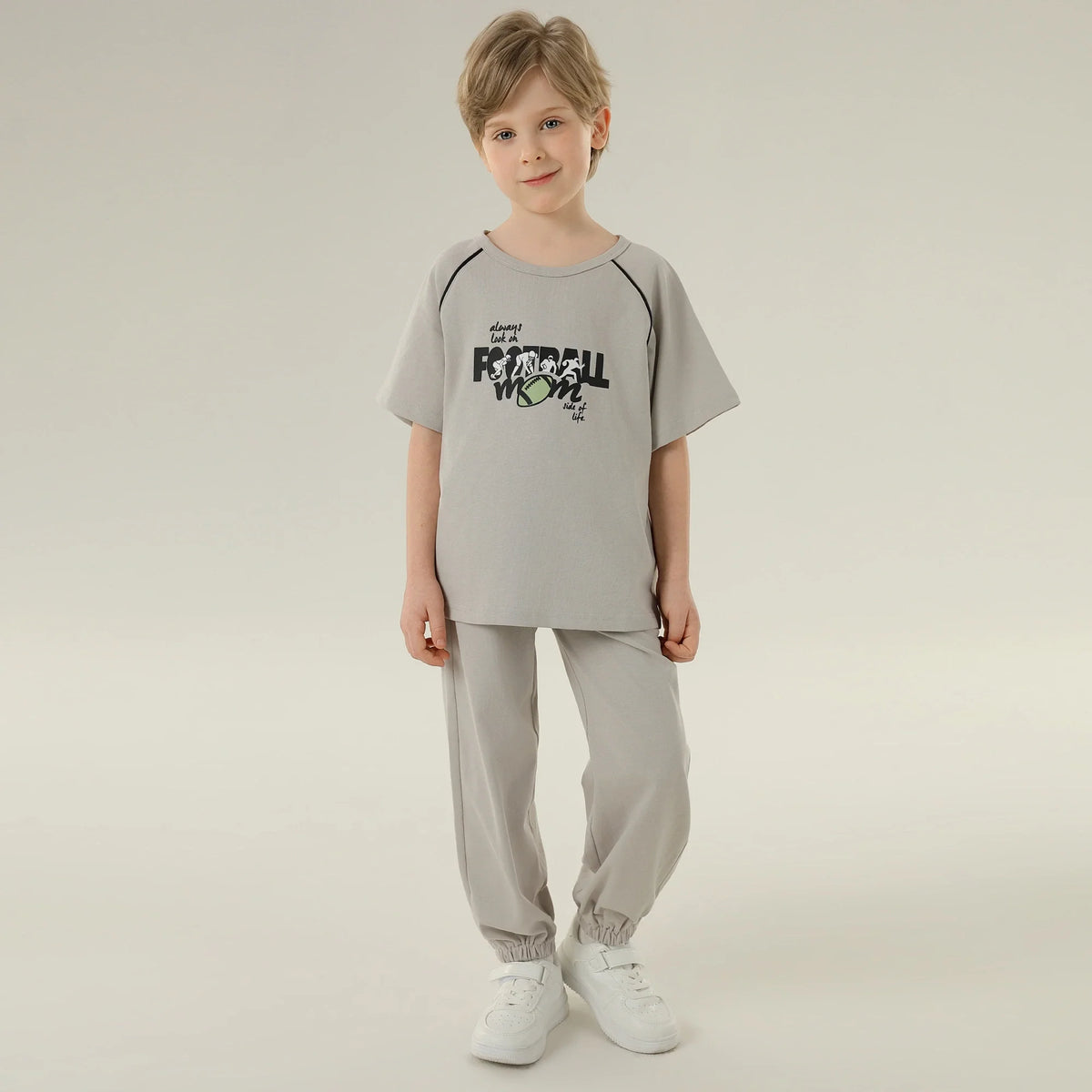 تيشيرت رياضي مطبوع بأكمام راجلان للأولاد