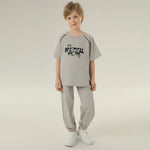 تيشيرت رياضي مطبوع بأكمام راجلان للأولاد