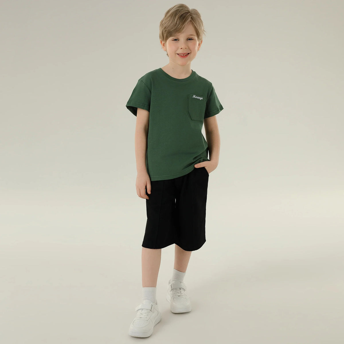 تيشيرت مطرز بأكمام طويلة بتصميم عصري للأولاد