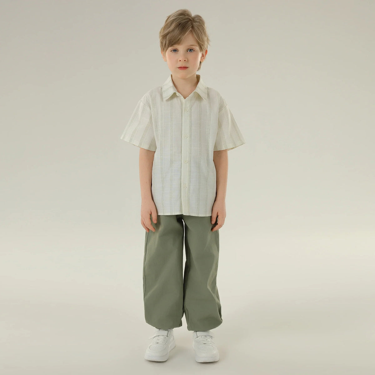 قميص مخطط بأكمام طويلة للأولاد