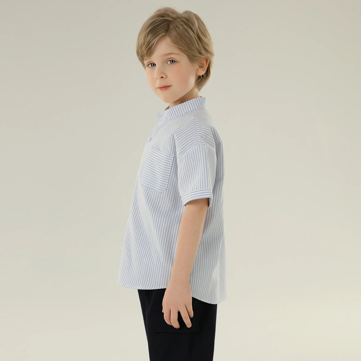 قميص مخطط بأكمام طويلة للأولاد