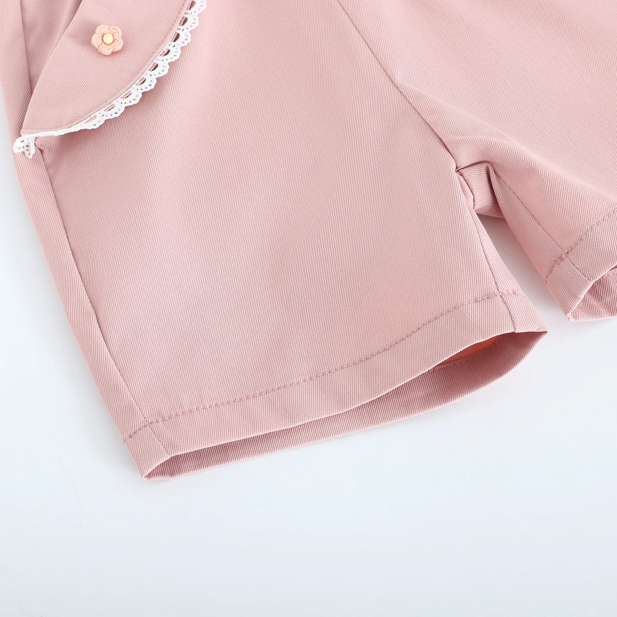 شورت عصري مطرز للبنات المواليد