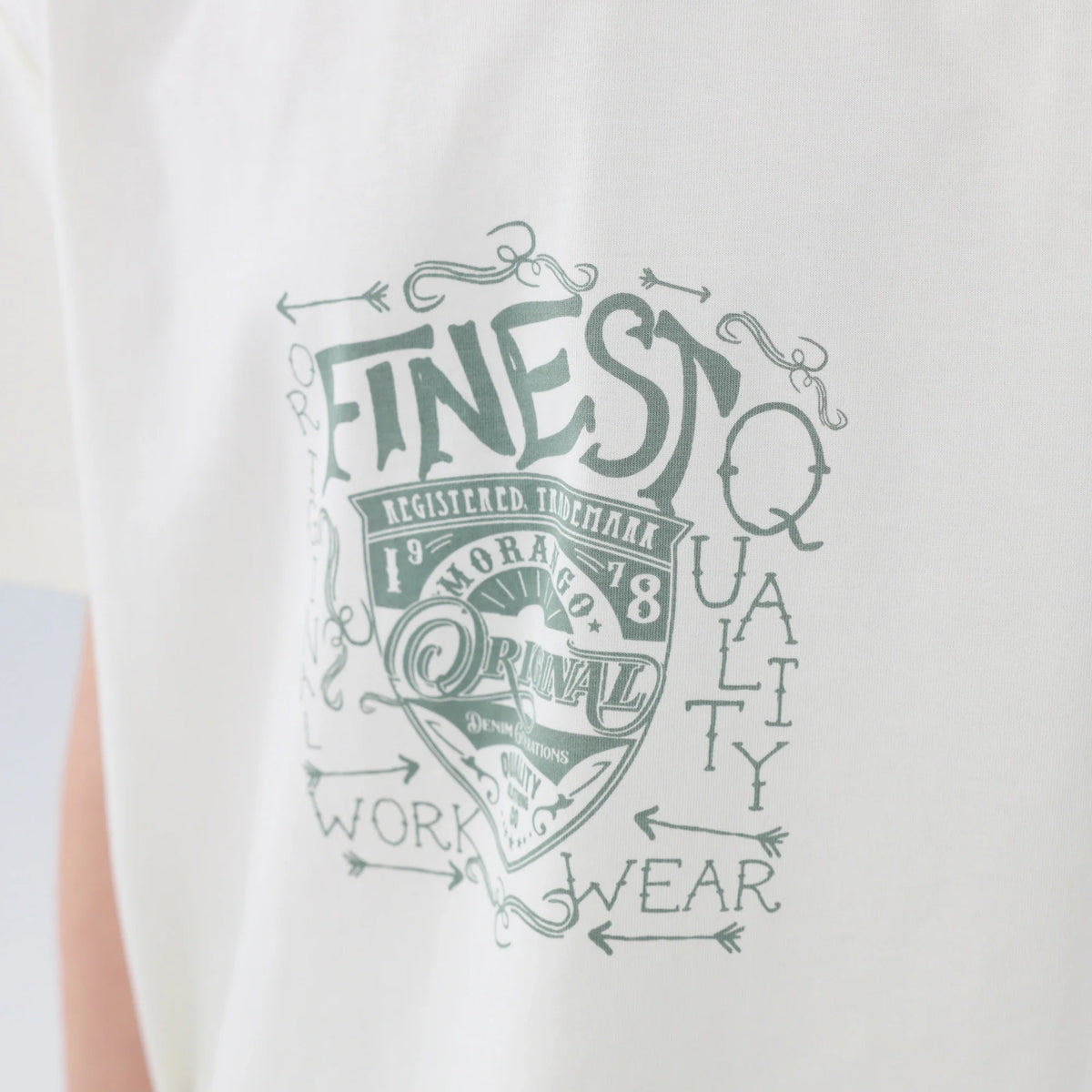 تيشيرت مزين مميز بطباعة للأولاد