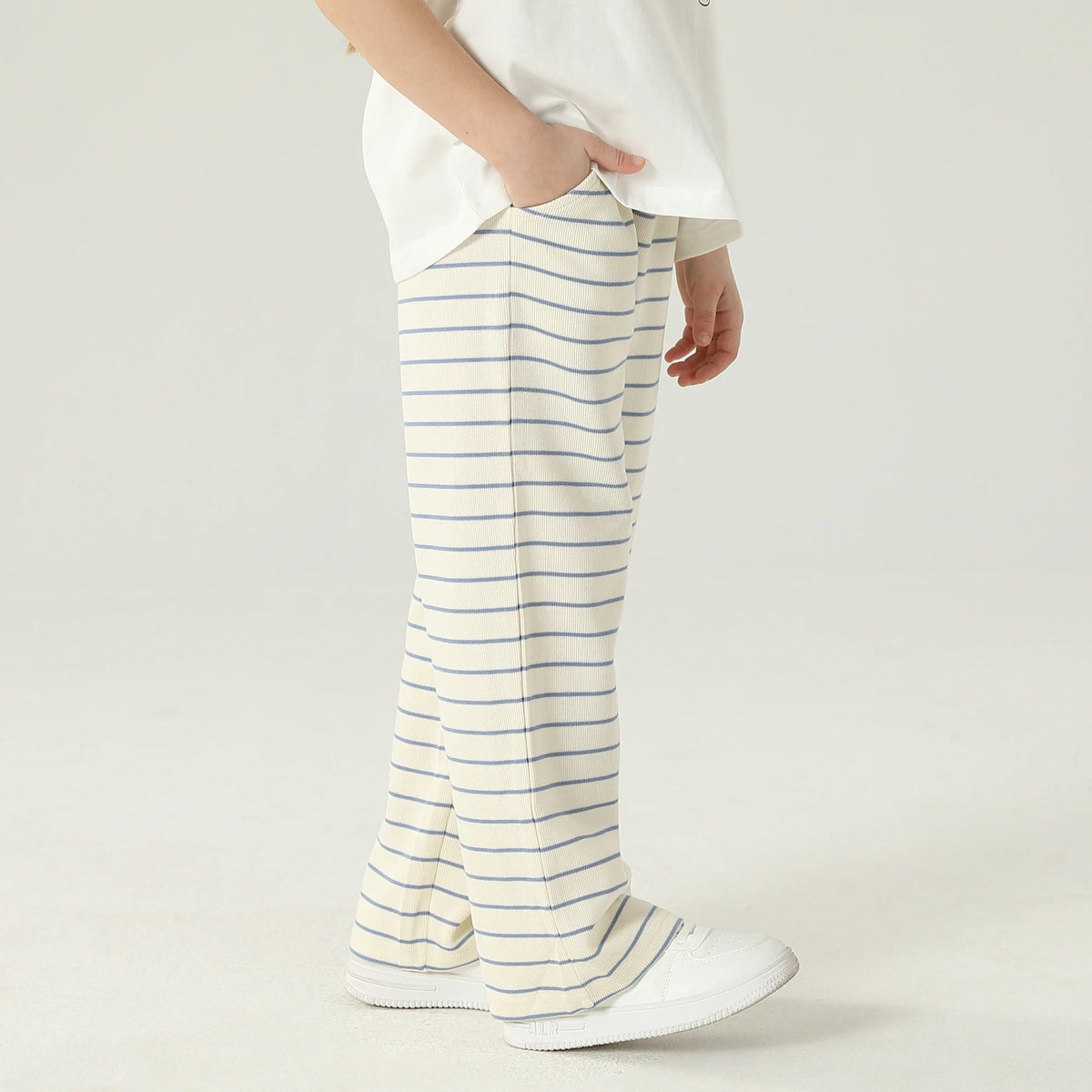 بنطال مخطط للبنات