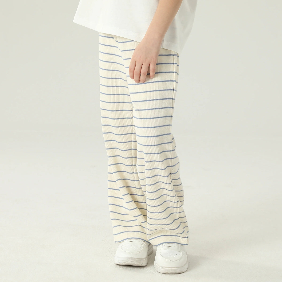 بنطال مخطط للبنات