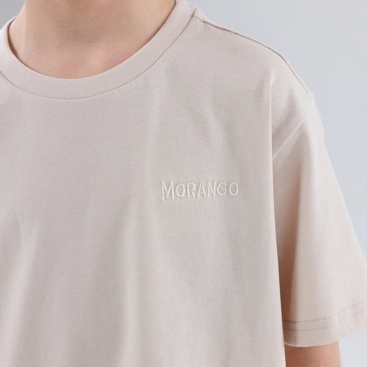 تيشيرت مزين مميز بطباعة للأولاد