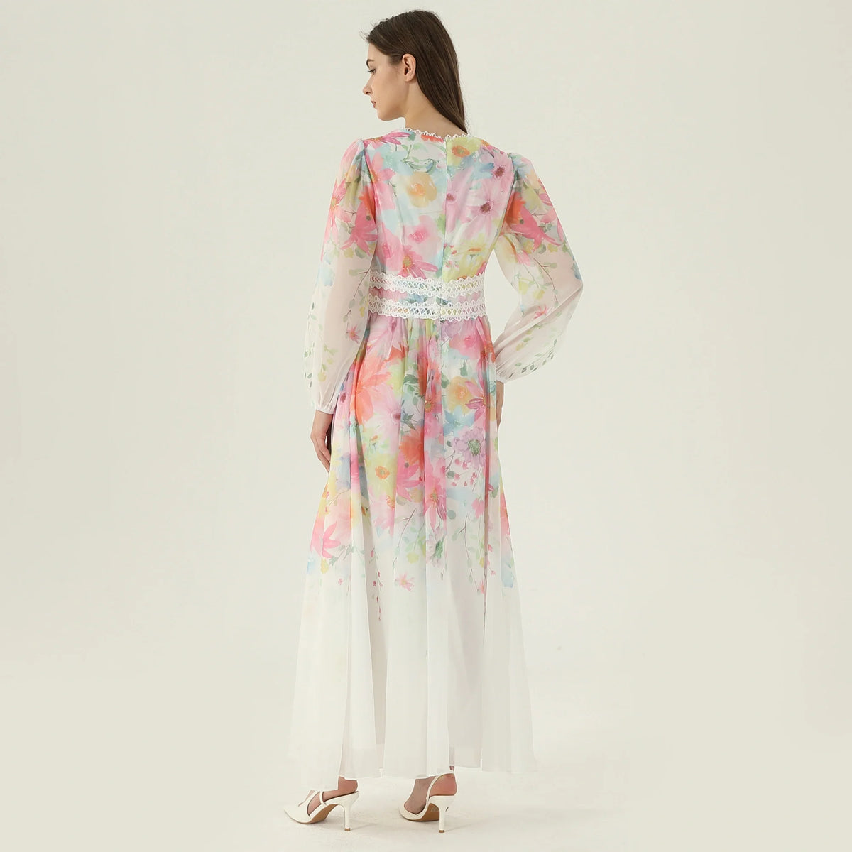 فستان بنمط الزهور للنساء