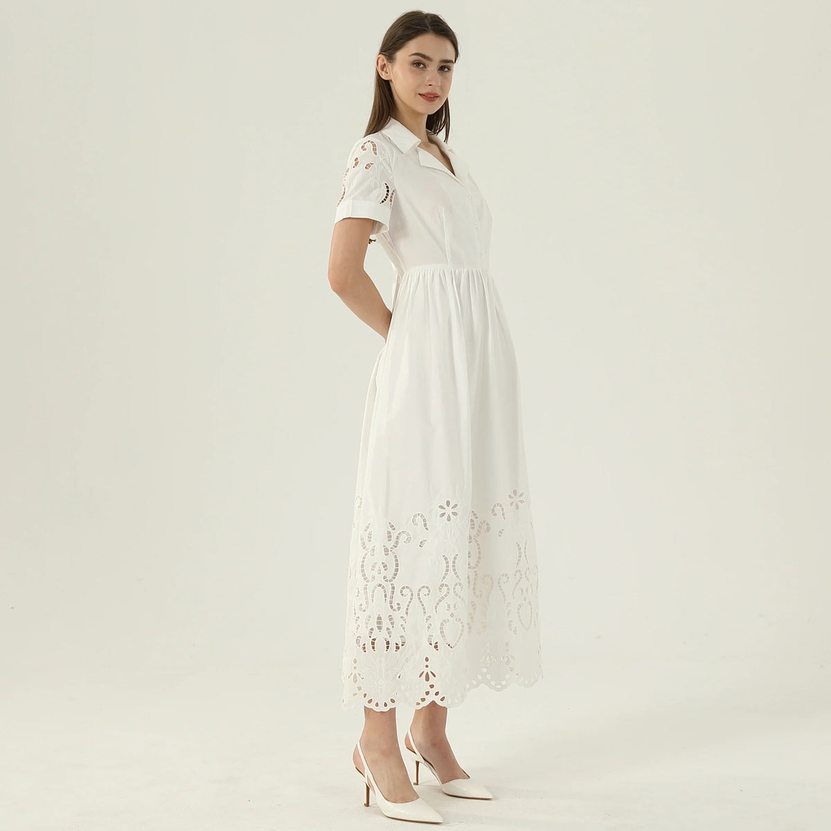 فستان عصري مطرز للنساء