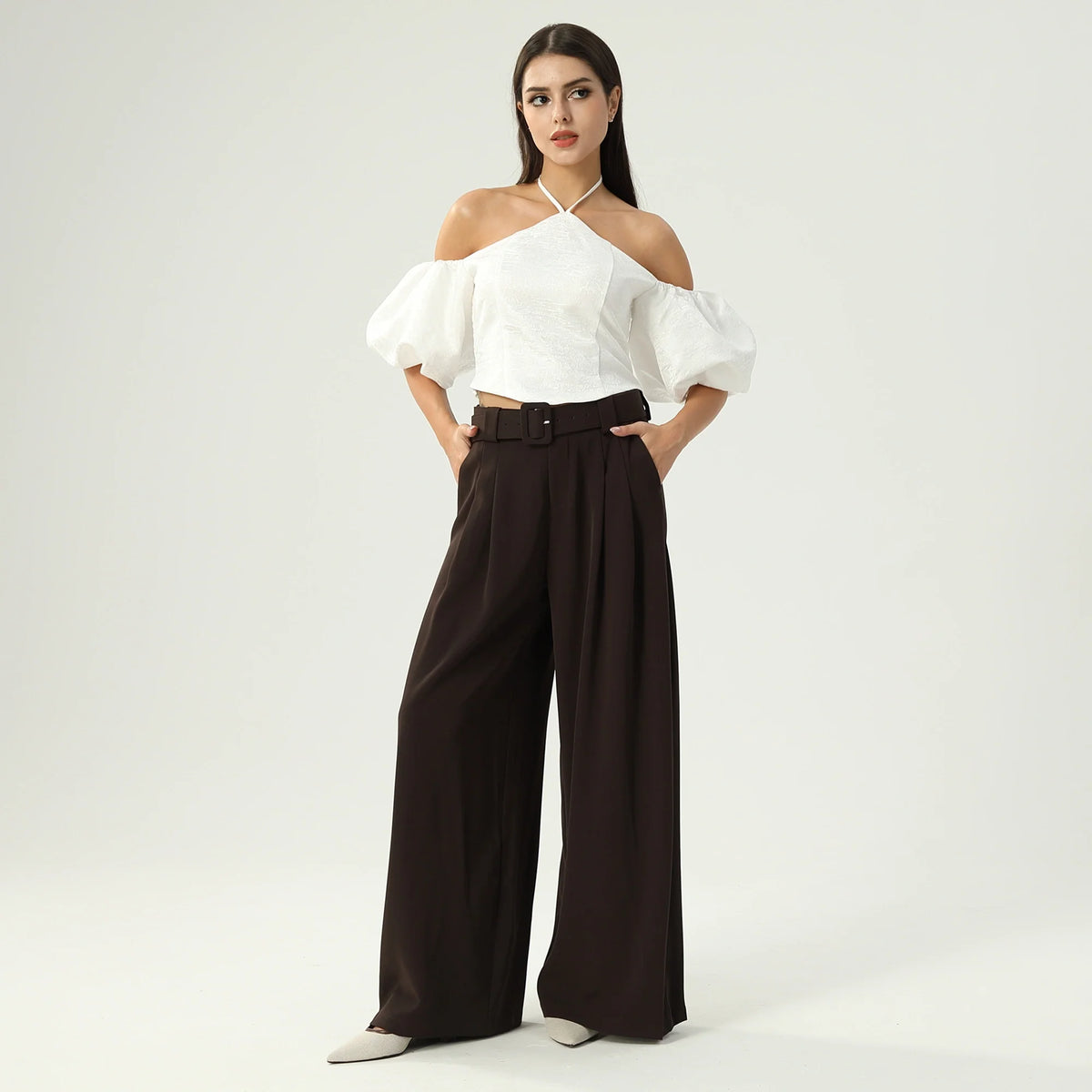 بلوزة ساده عصرية للنساء