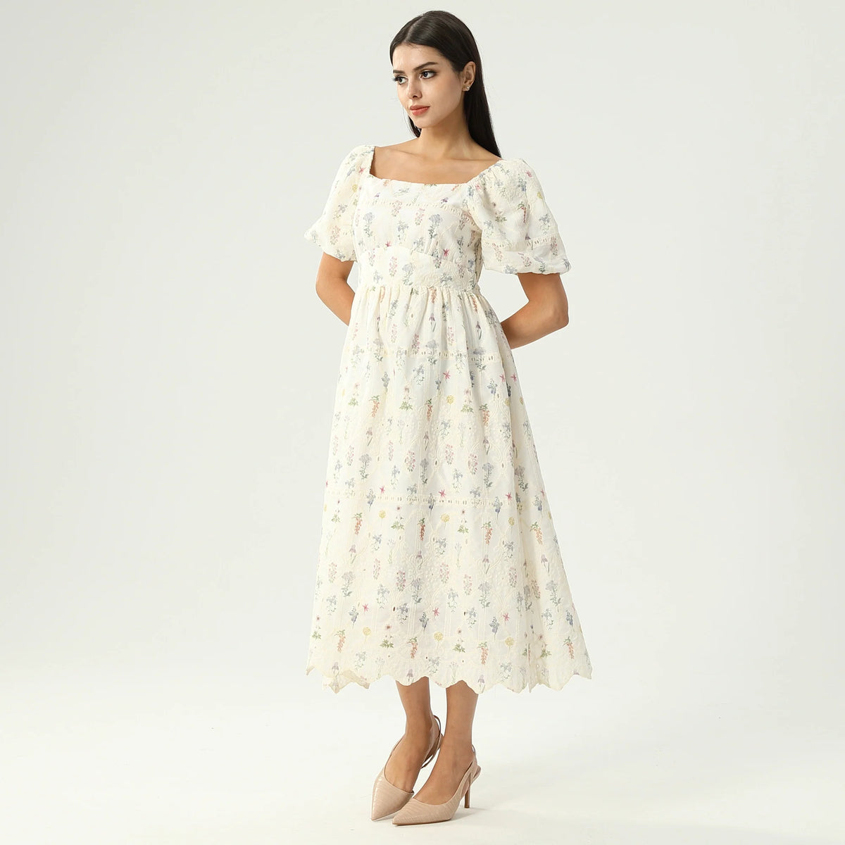 فستان عصري مزين بنمط الزهور للنساء