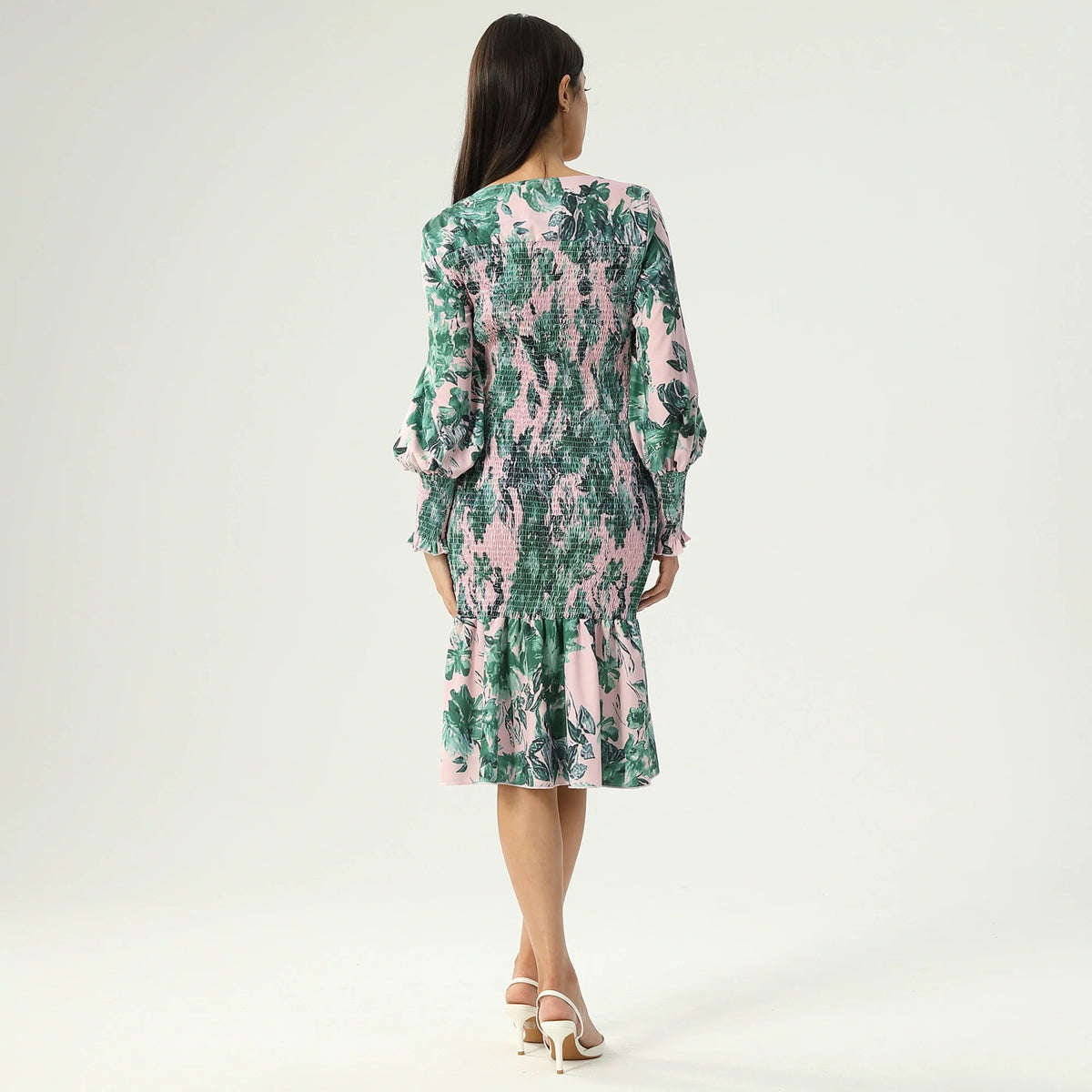 فستان عصري مزين بنمط الزهور للنساء