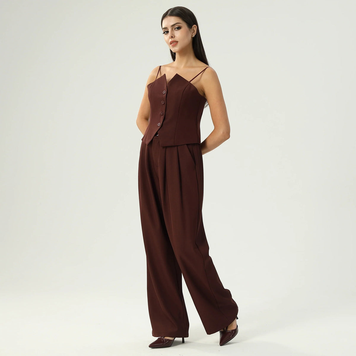 بلوزة ساده عصرية للنساء