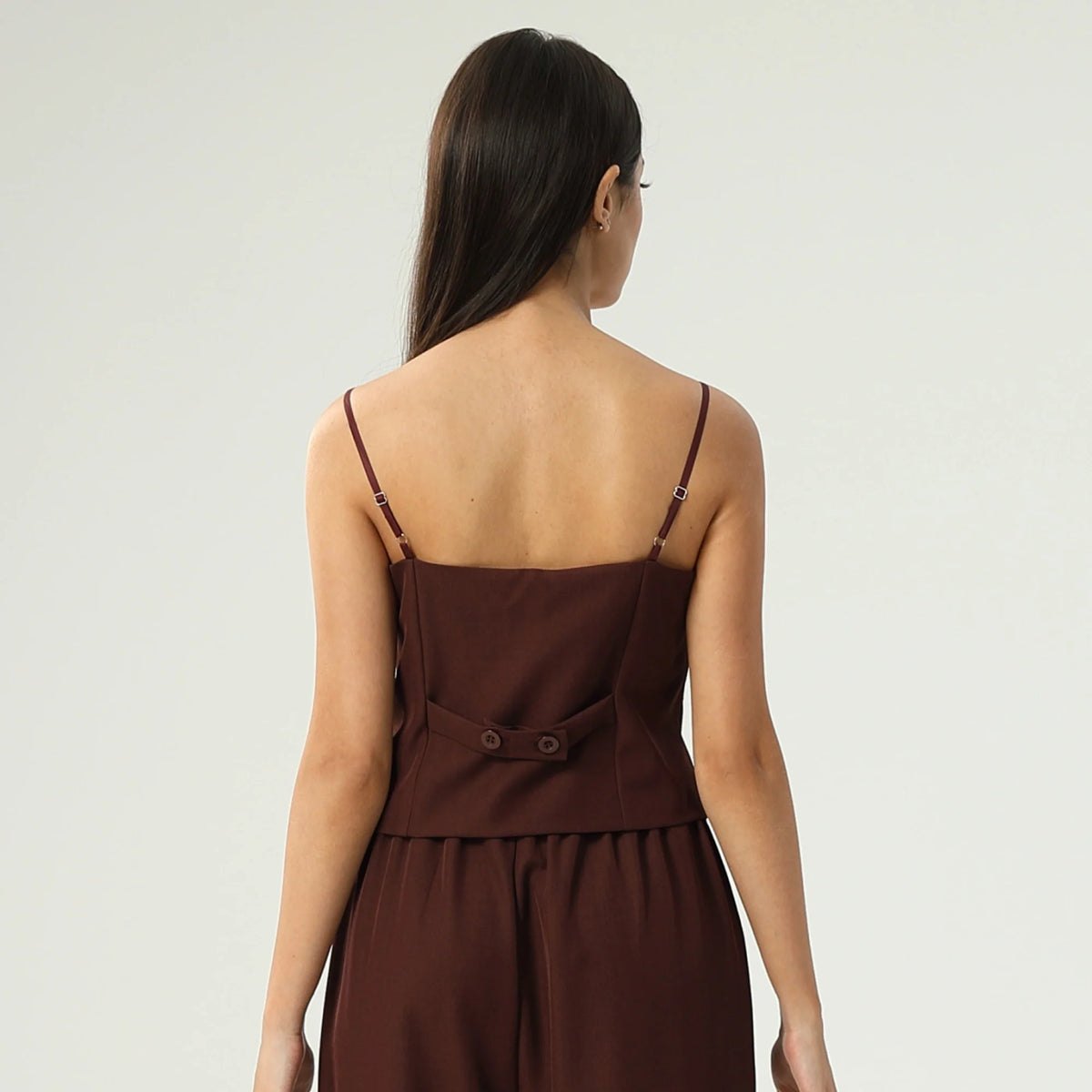 بلوزة ساده عصرية للنساء