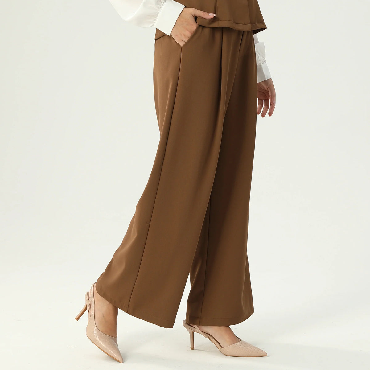 بنطال ساده للنساء