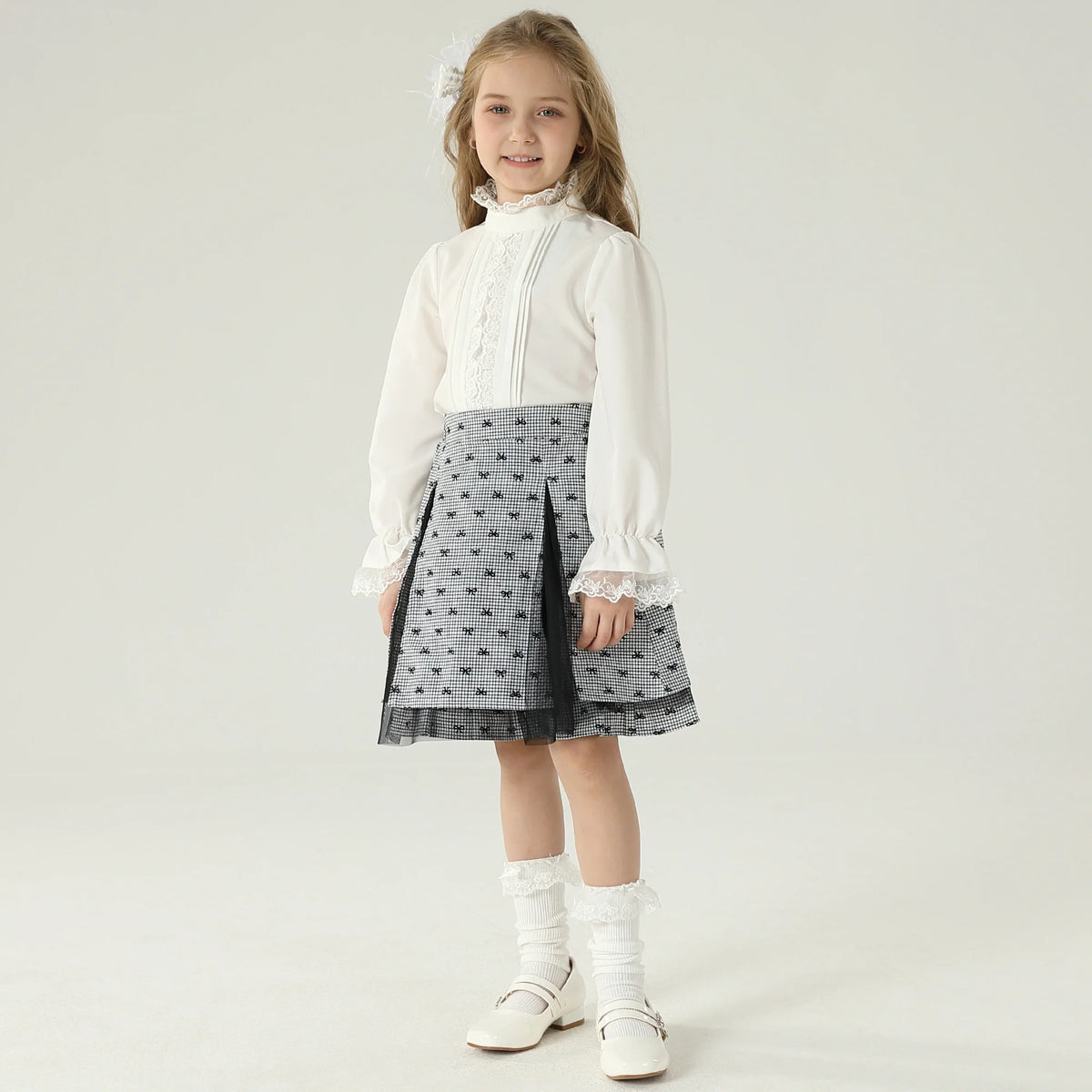 تنورة منقطة للبنات