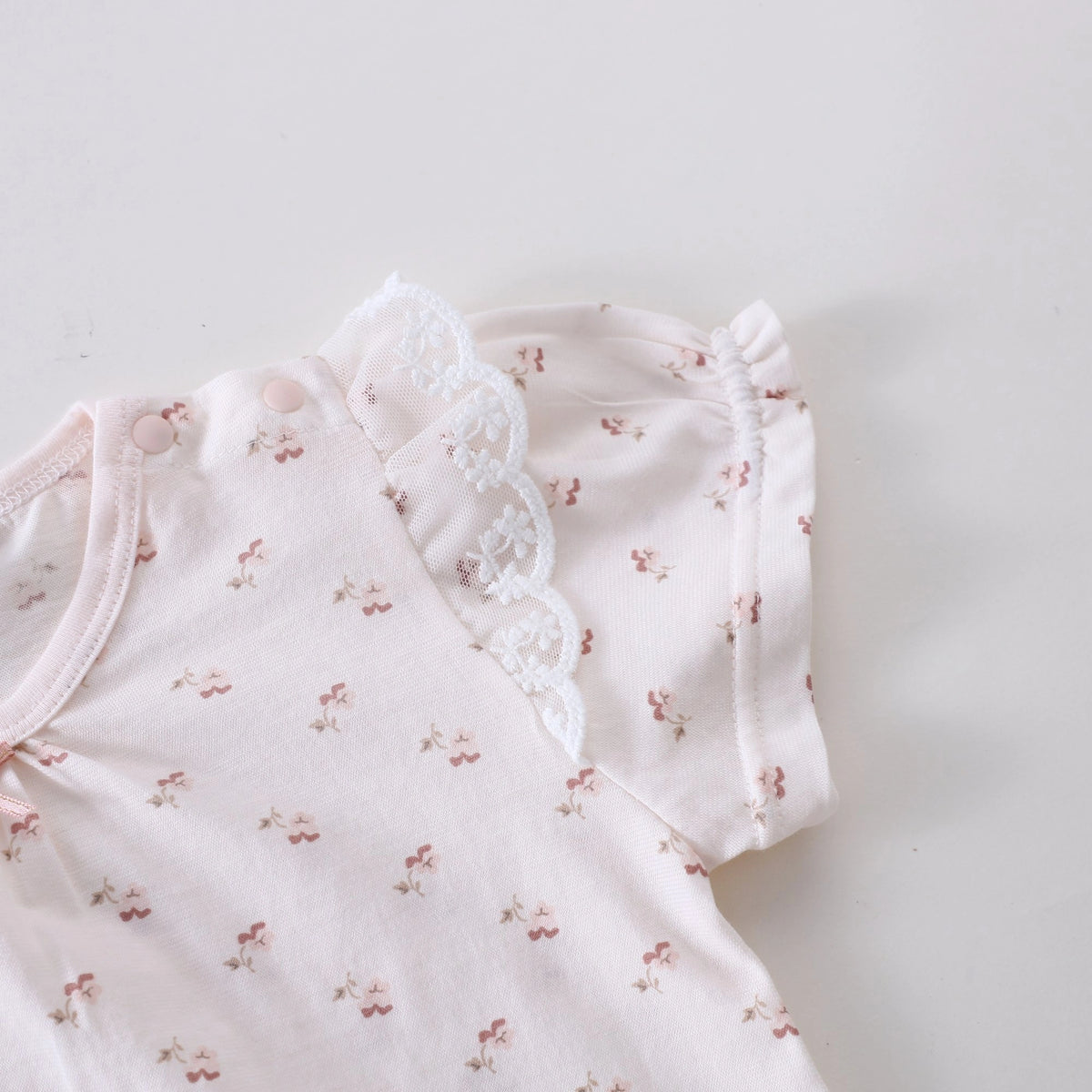 طقم سادة قطعتين للبنات المواليد