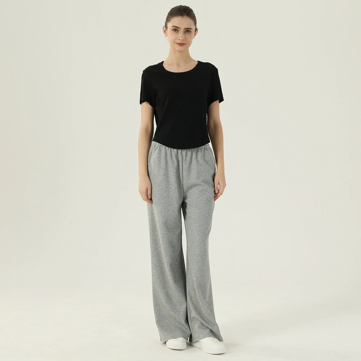 تيشيرت ساده للنساء