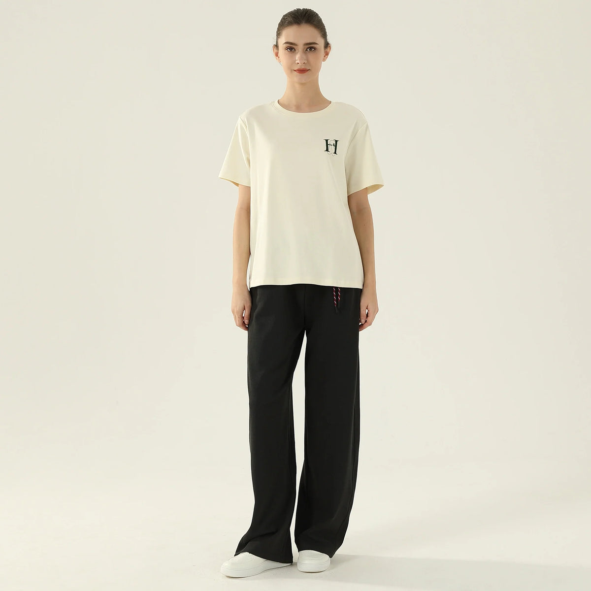 تيشيرت مزين بطباعة للنساء