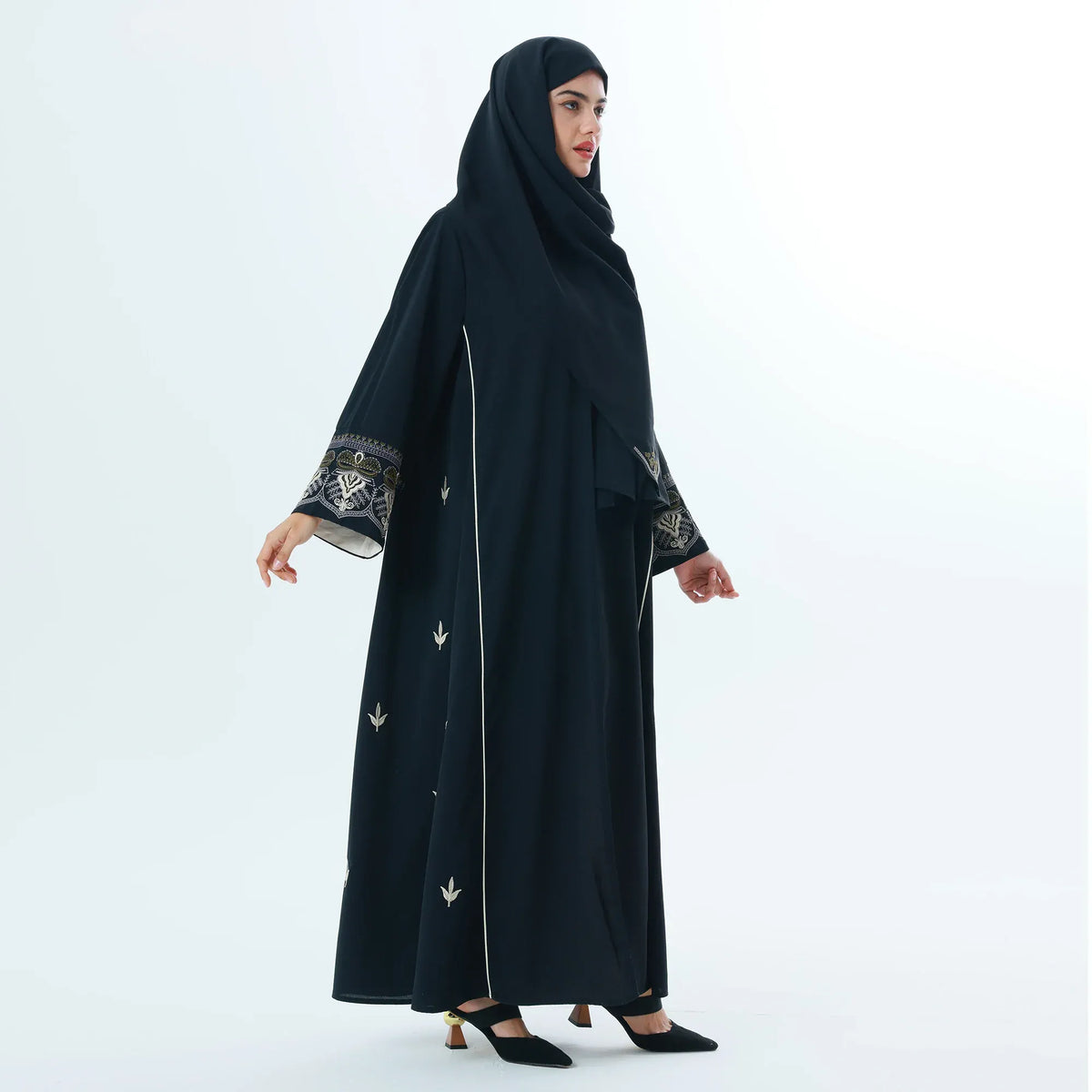 Embroidery Abaya for Women Image