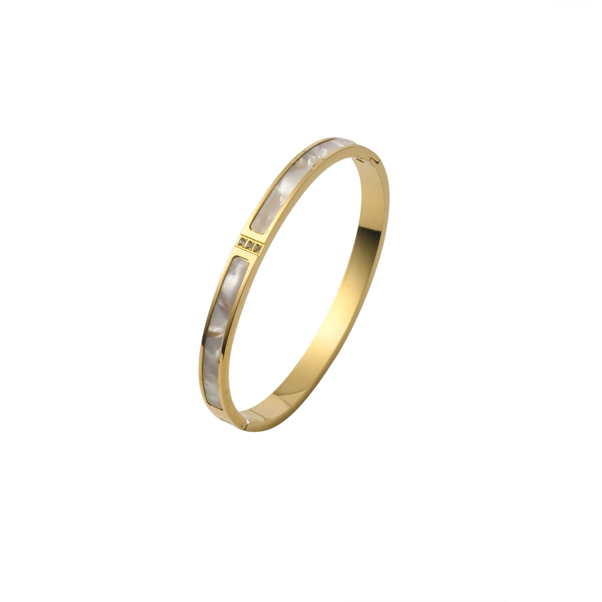 Free Gold Bangle for Women Image