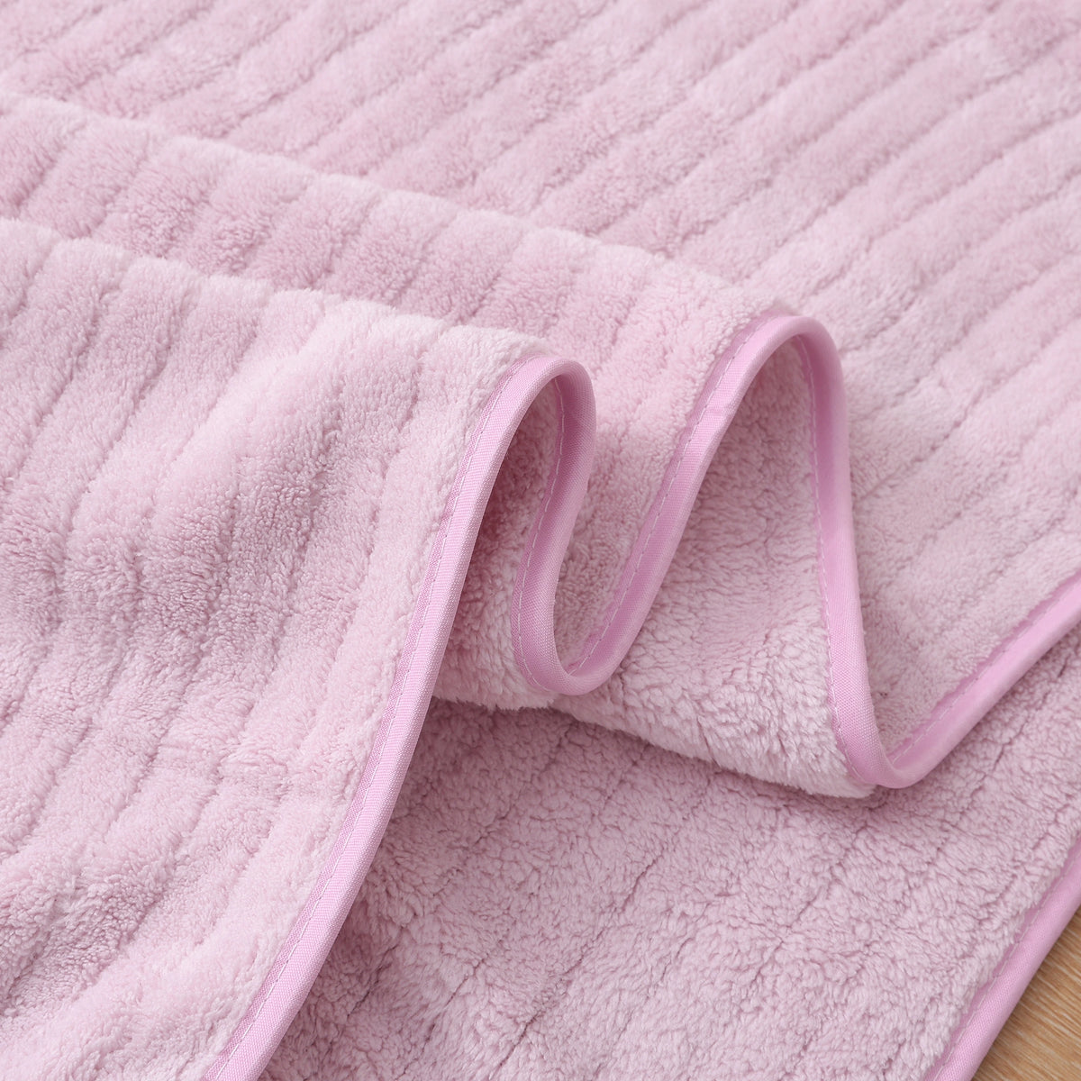 Bath Towel for Unisex Image