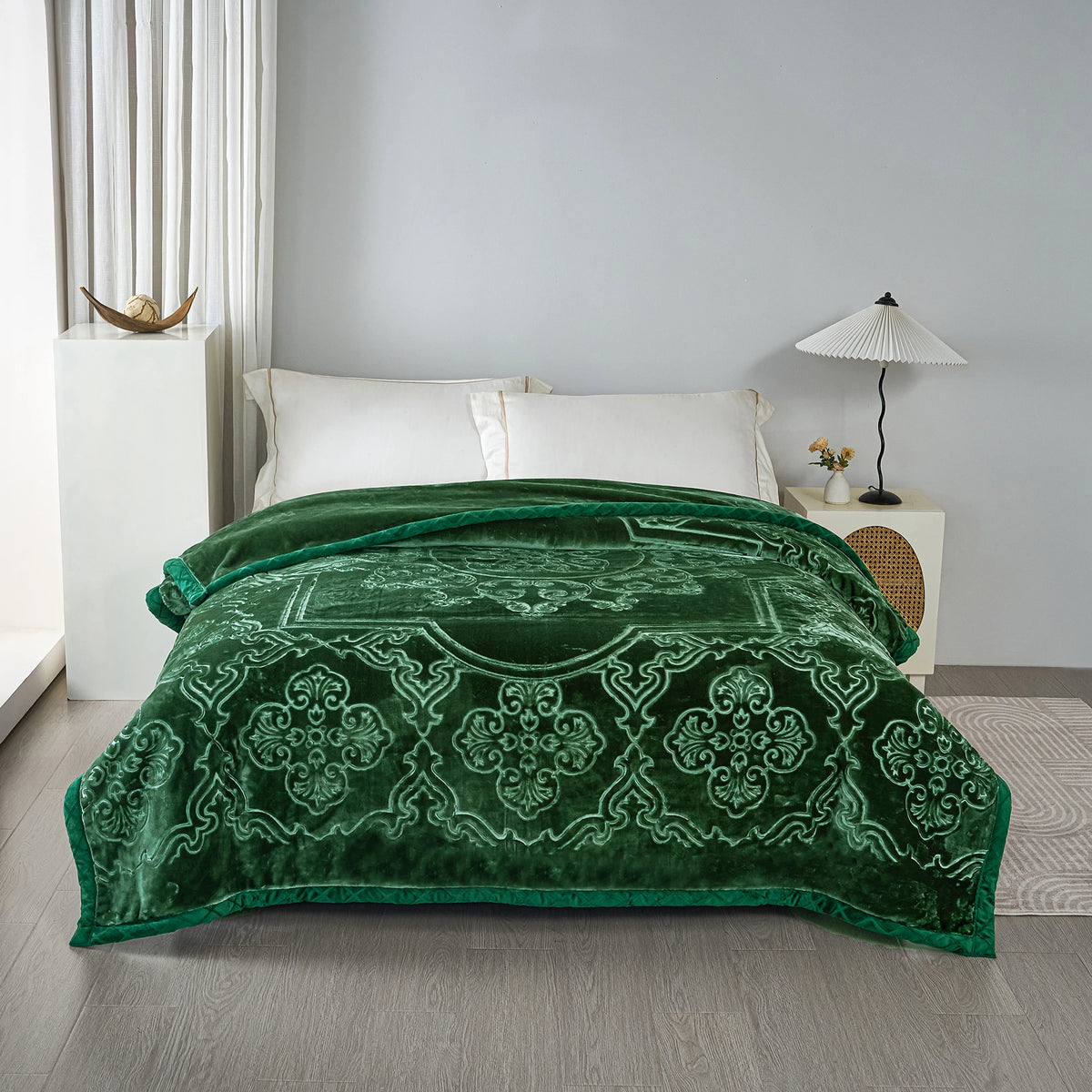 Free Dark Green 2Ply Cloud Blanket Image