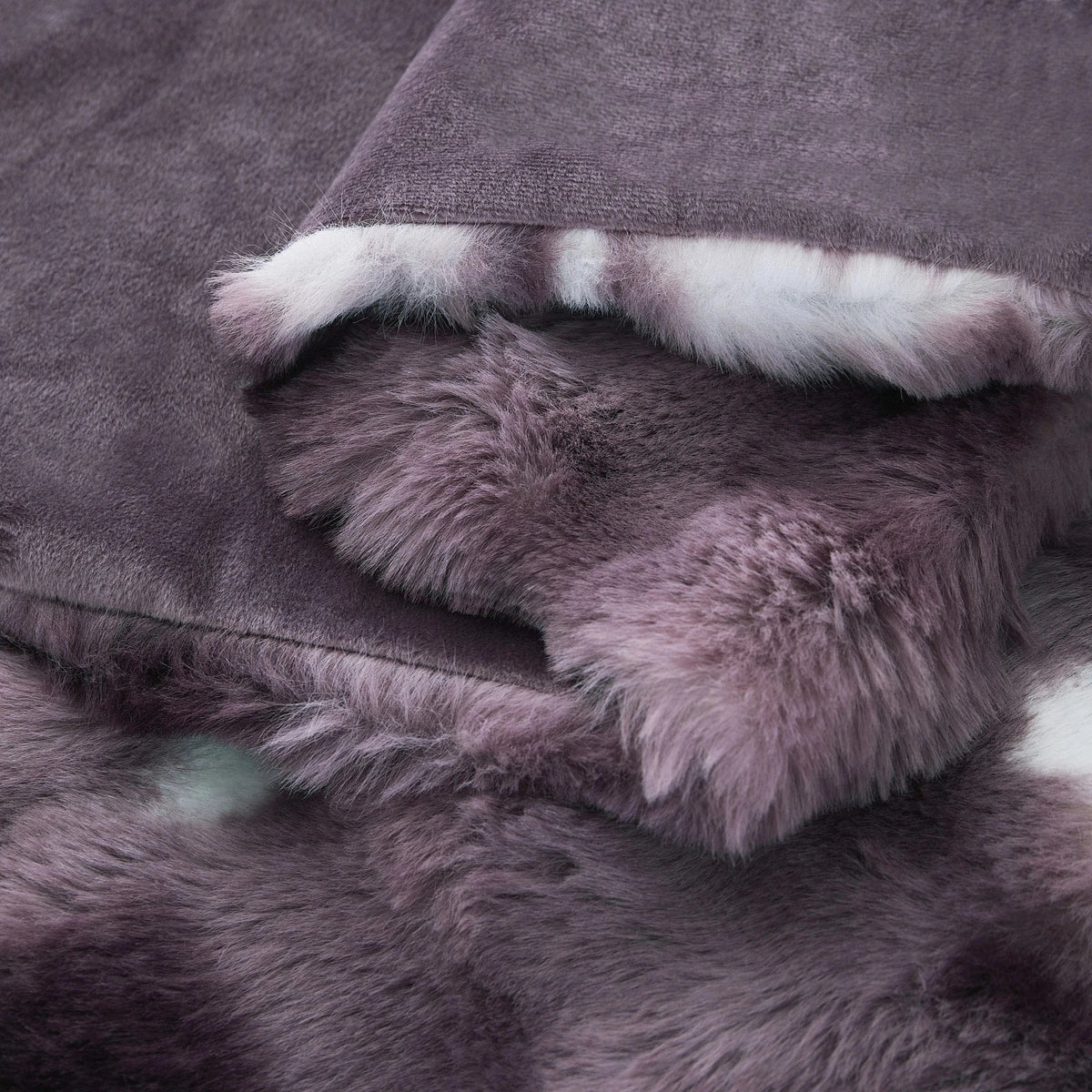 Luxury Double-Sided Faux Fur Winter Blanket Image