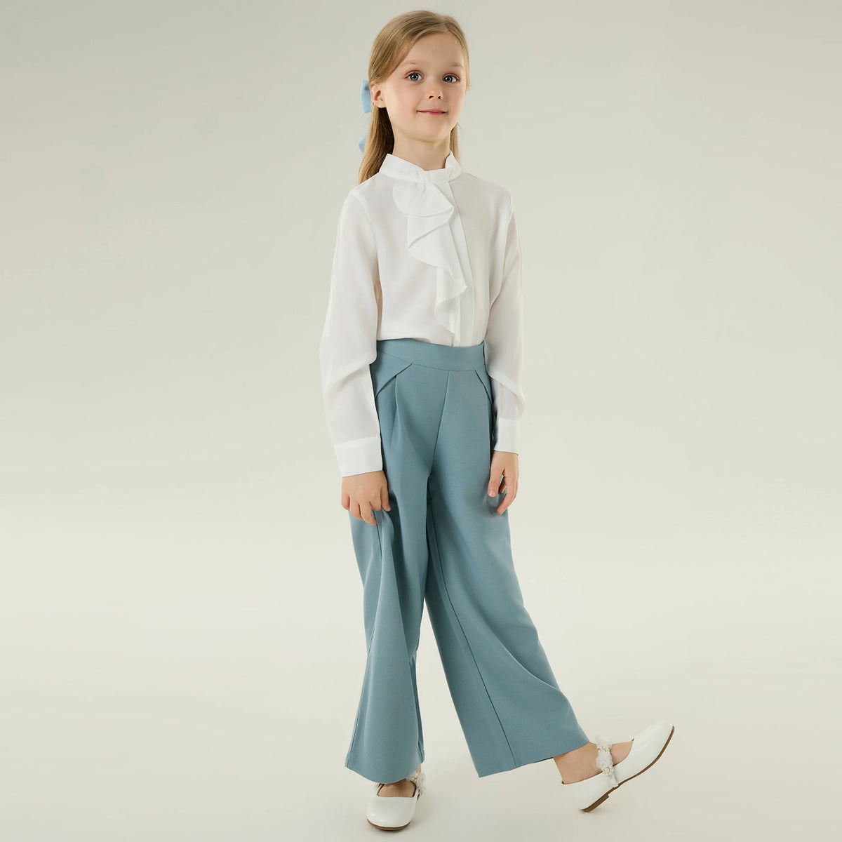 بلوزة ساده عصرية للبنات