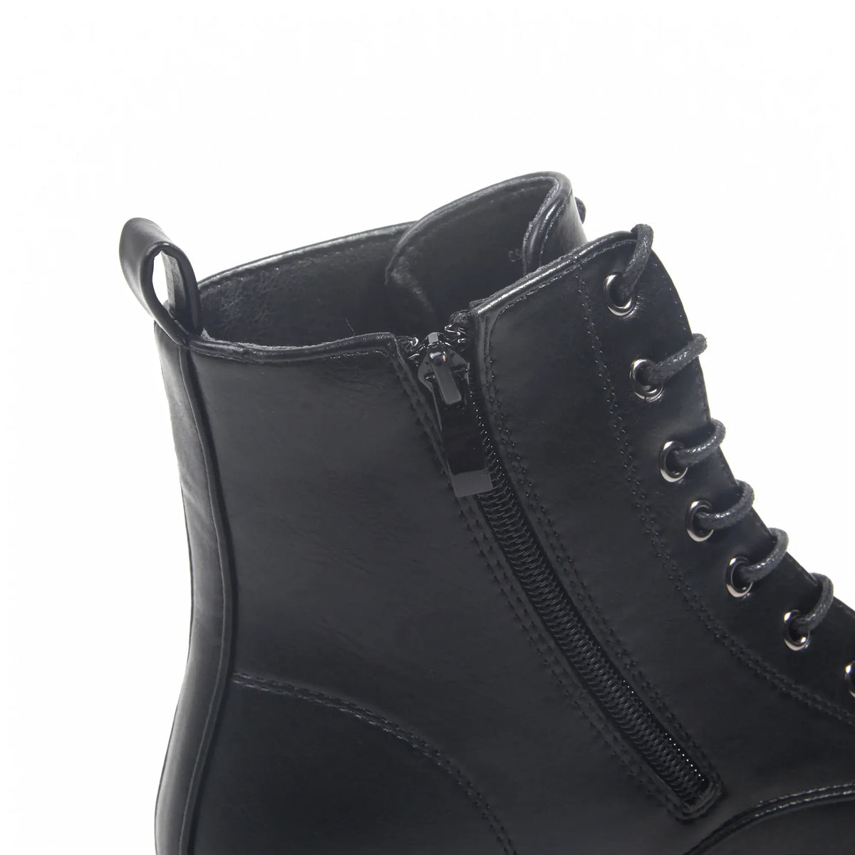 Casual Boots for Women Image