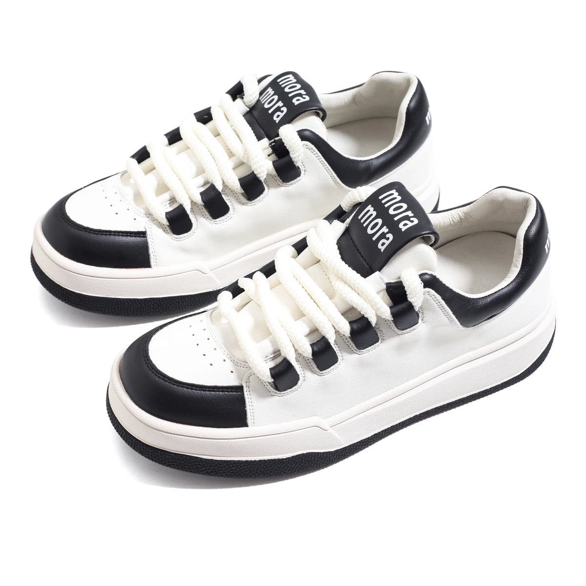 35 Off White Black Casual Sneaker for Women Image