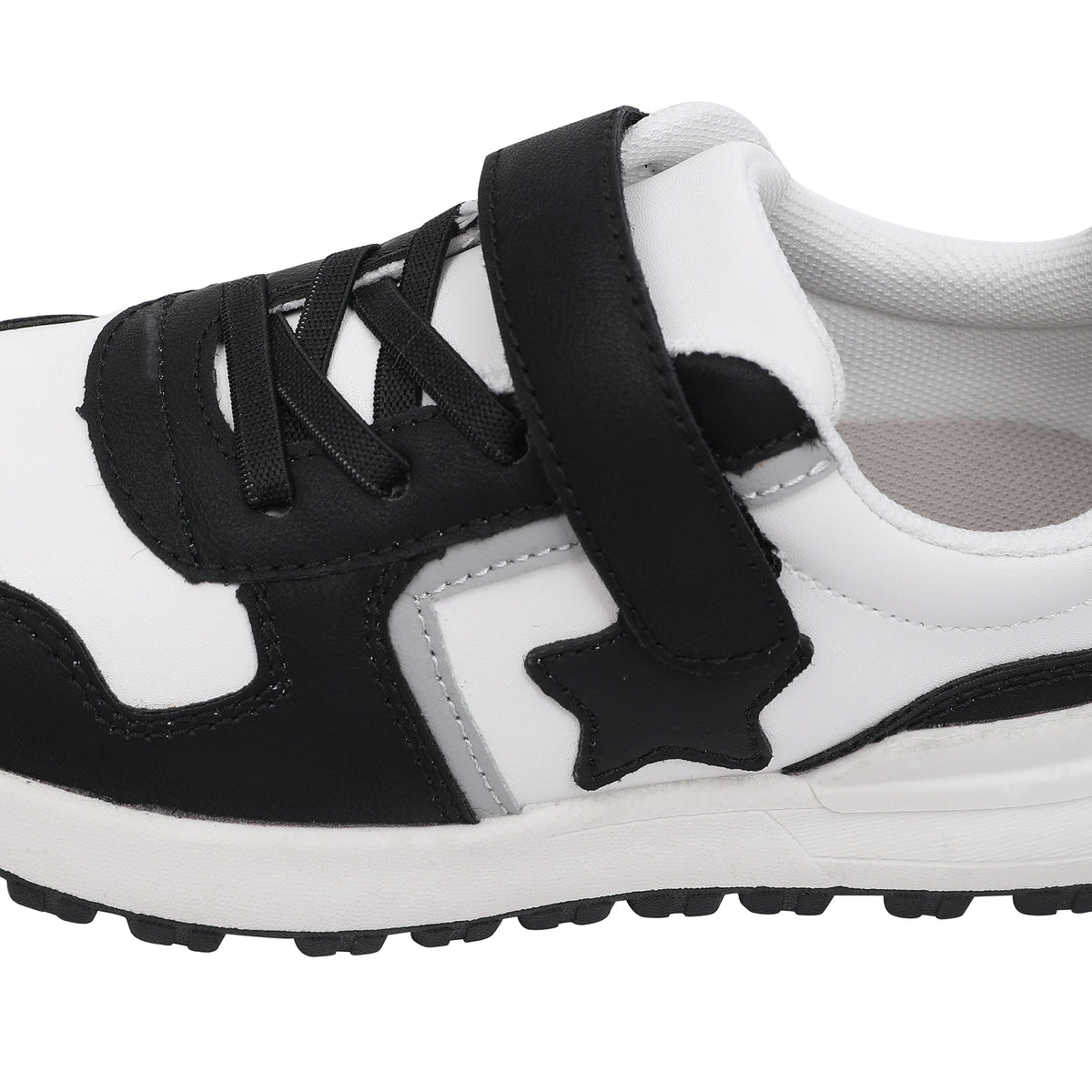 Casual Shoes for Boys Image