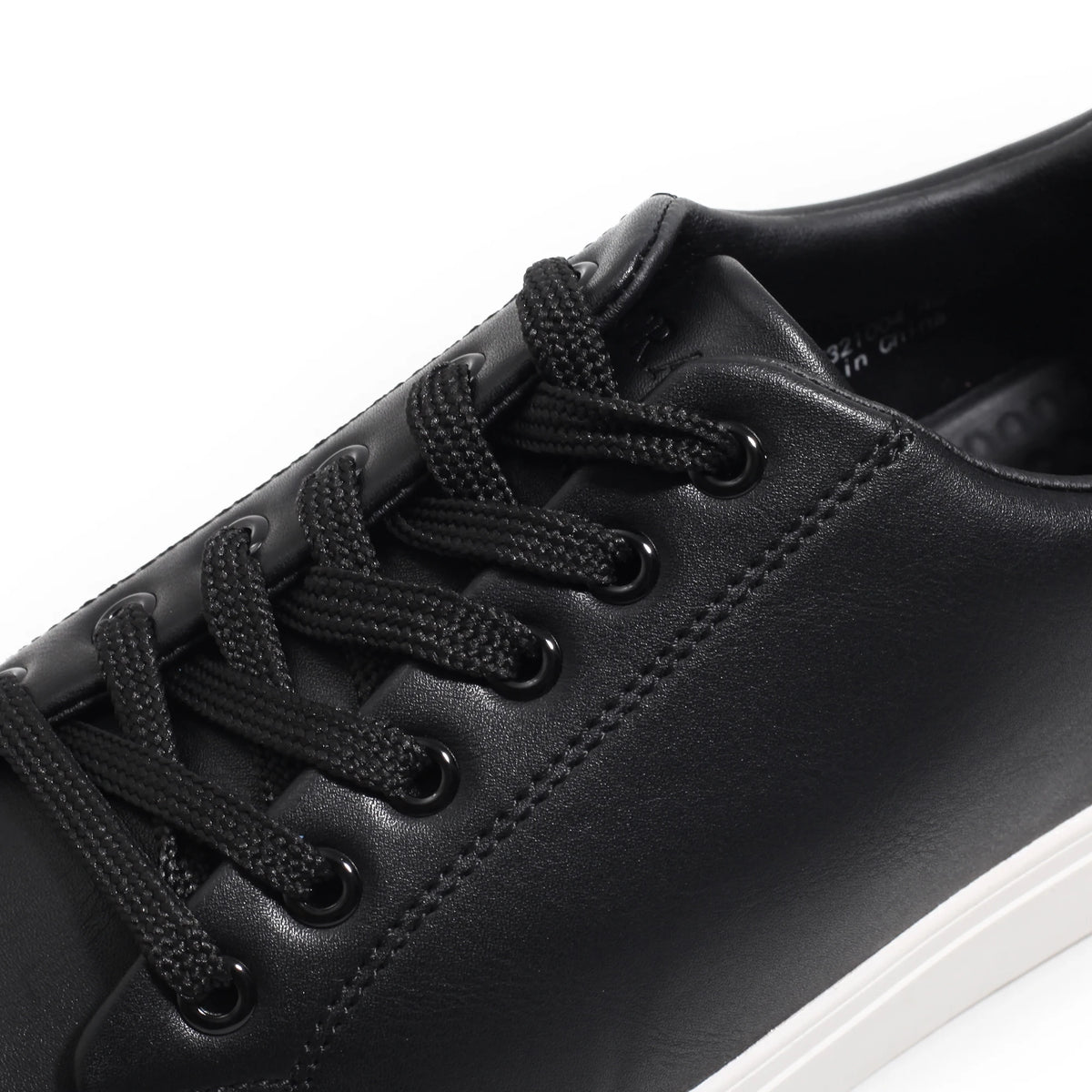 Casual Sneaker for Women Image